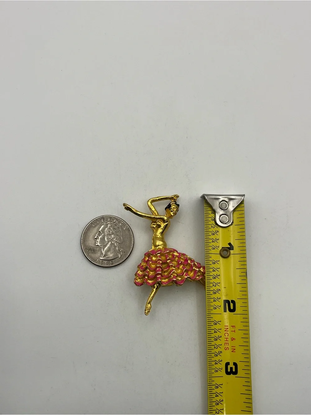 Ballerina dancer gold tone pink enamel vintage brooch pin